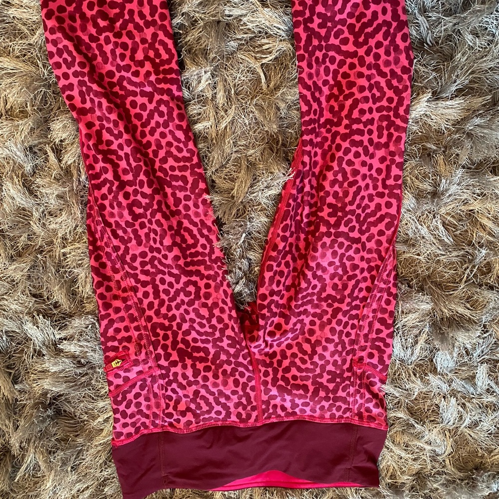 Lululemon cropped leggings